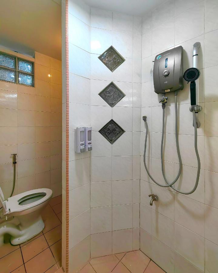 Aaronl Homestay Кота-Кинабалу Экстерьер фото
